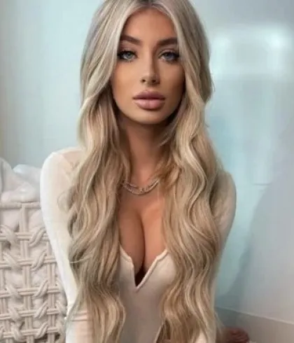 KARINA escort profile in London